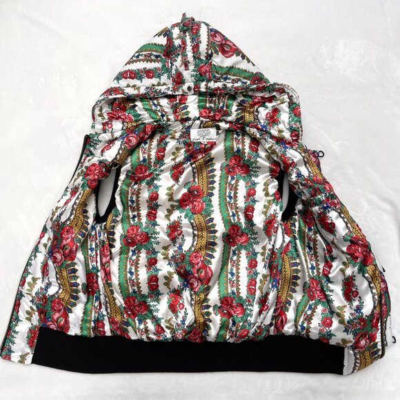 Love couture flower puffer hooded vest M - Picture 9 of 14